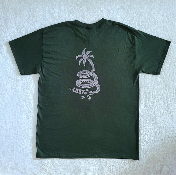 ...lost International Serpent🐍 Palm Tree🌴 Graphic Tee👕 - NWOT - Picture 10 of 12